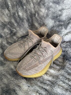 ADIDAS YEEZY BOOST 350 WOMEN'S  Low Top Sneaker SHOES 8